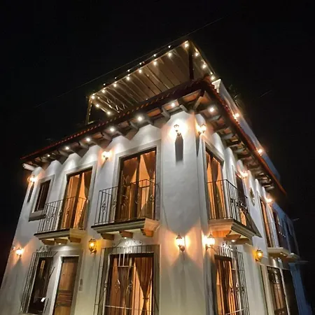 Habitacion Grande De Lujo En Antigua Guatemala Exterior photo