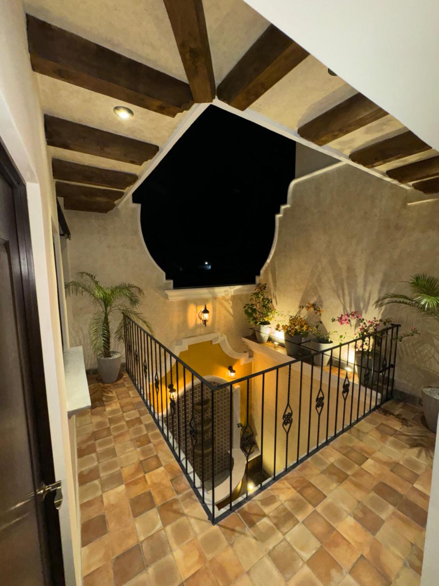 Grande De Lujo En Guatemala Apartment
